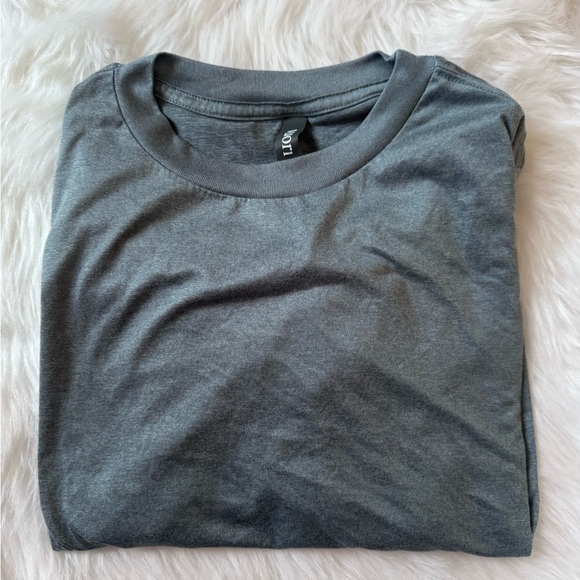 Vuori Daydream Crewneck Long Sleeve Pullover, Size M in Cape Heather - Picture 9 of 9